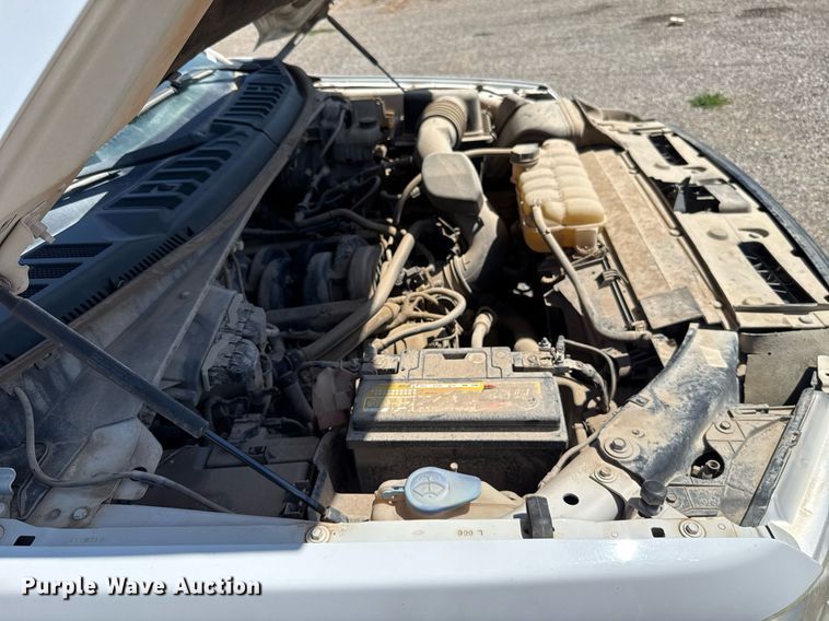 image for item EJ8810 2017 Ford F150 XL SuperCab pickup truck