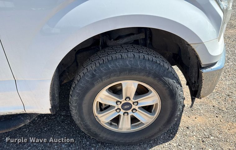 image for item EJ8810 2017 Ford F150 XL SuperCab pickup truck