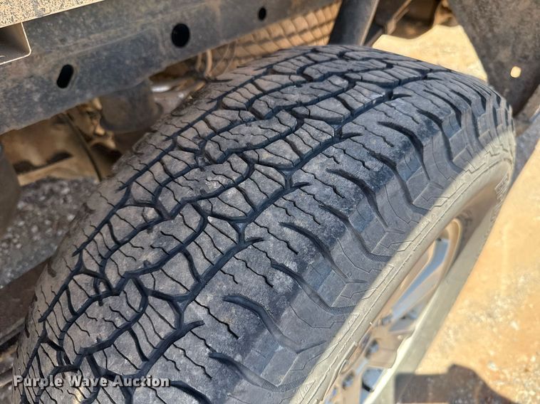 image for item EJ8810 2017 Ford F150 XL SuperCab pickup truck