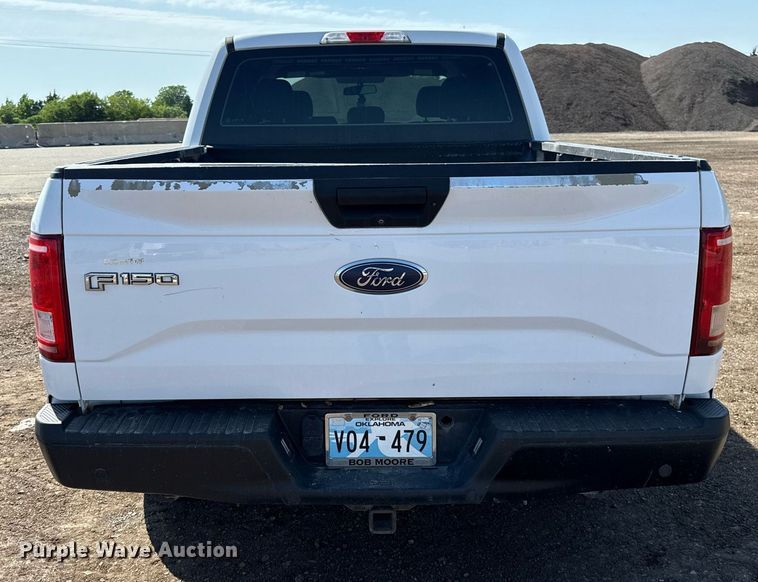 image for item EJ8812 2017 Ford F150 SuperCrew pickup truck