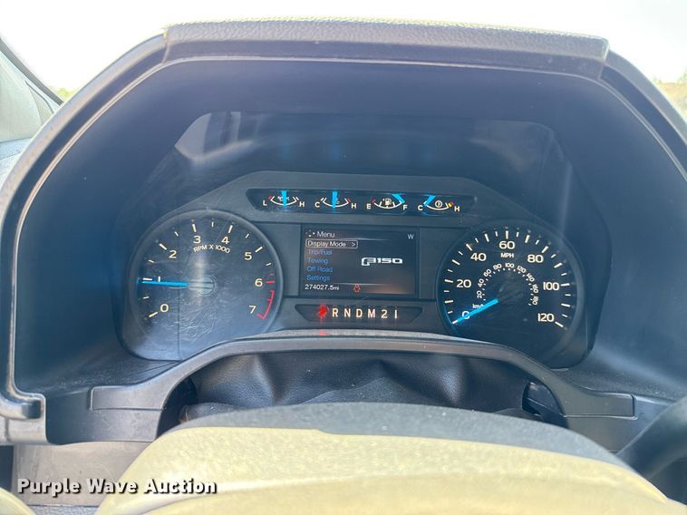 image for item EJ8812 2017 Ford F150 SuperCrew pickup truck