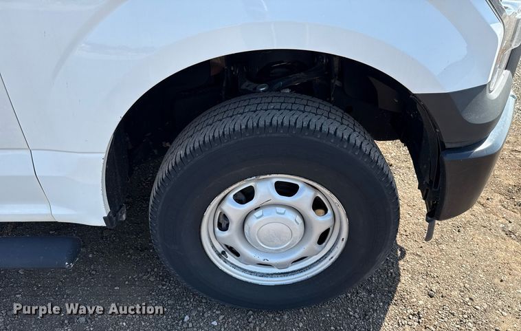 image for item EJ8812 2017 Ford F150 SuperCrew pickup truck