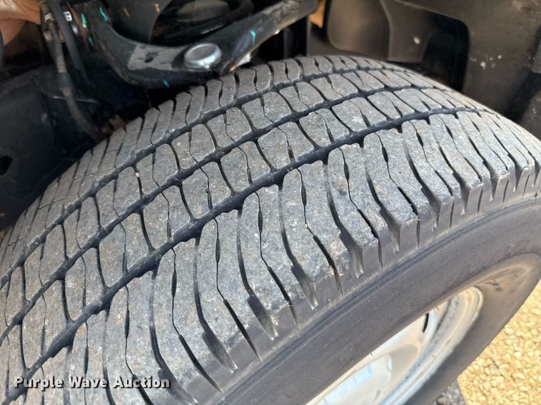 image for item EJ8812 2017 Ford F150 SuperCrew pickup truck