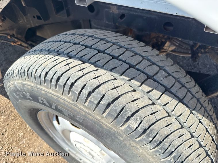 image for item EJ8812 2017 Ford F150 SuperCrew pickup truck