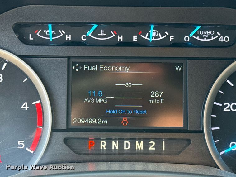 image for item EJ8813 2019 Ford F350 Super Duty Crew Cab pickup truck