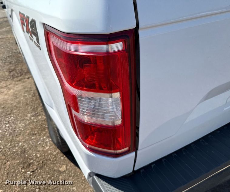 image for item EJ8814 2020 Ford F150 XLT SuperCrew pickup truck