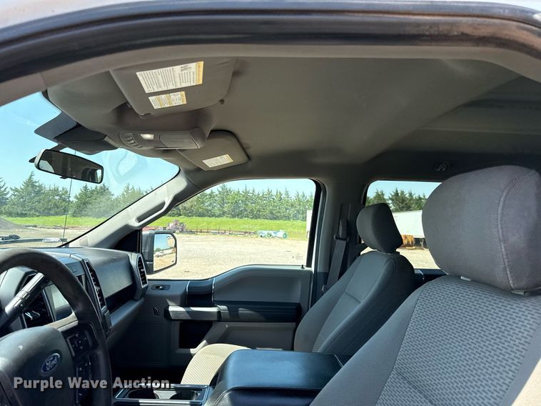 image for item EJ8814 2020 Ford F150 XLT SuperCrew pickup truck