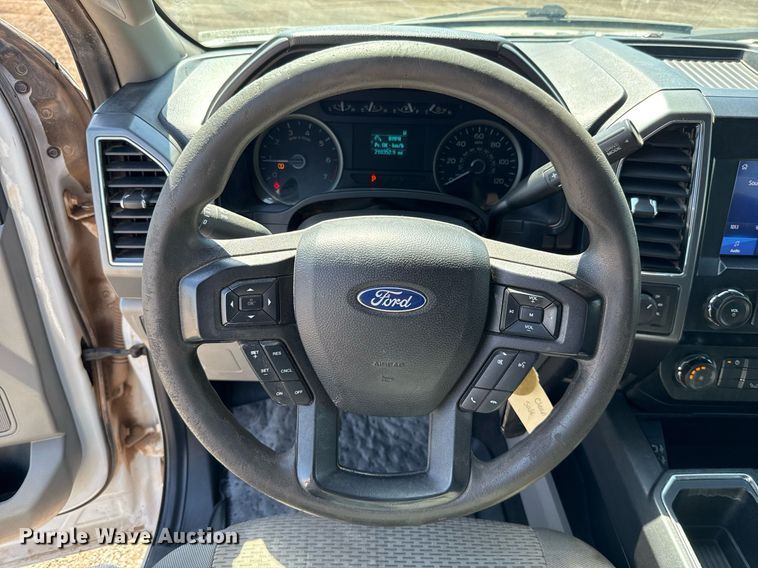 image for item EJ8814 2020 Ford F150 XLT SuperCrew pickup truck