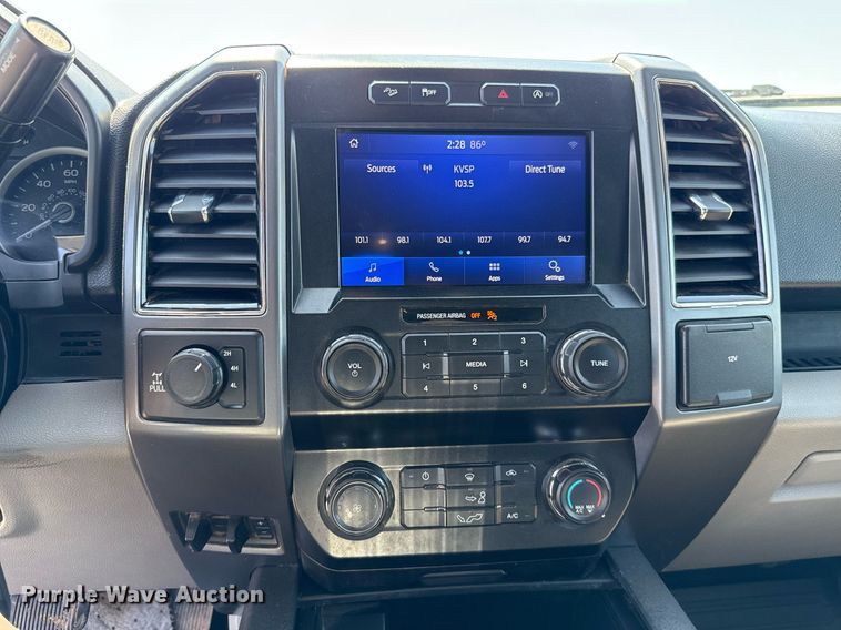 image for item EJ8814 2020 Ford F150 XLT SuperCrew pickup truck