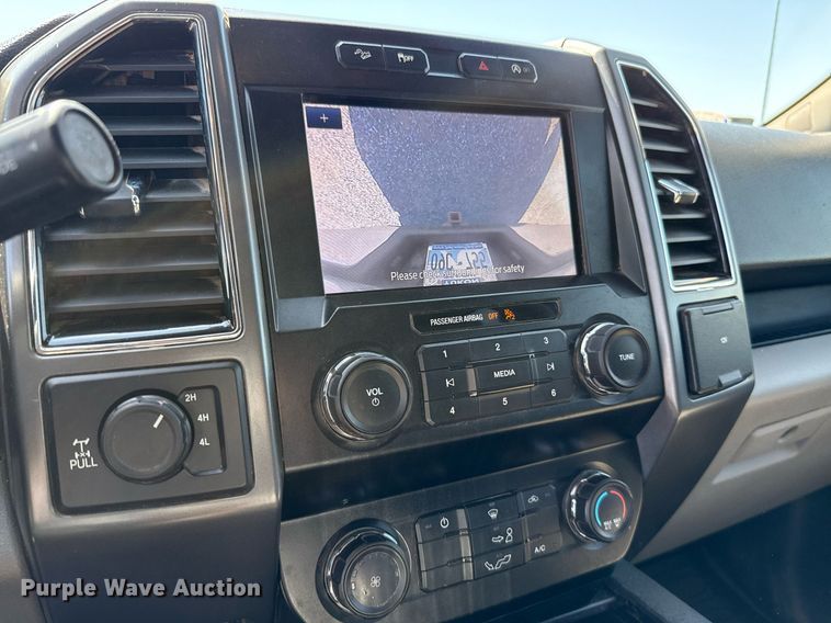 image for item EJ8814 2020 Ford F150 XLT SuperCrew pickup truck