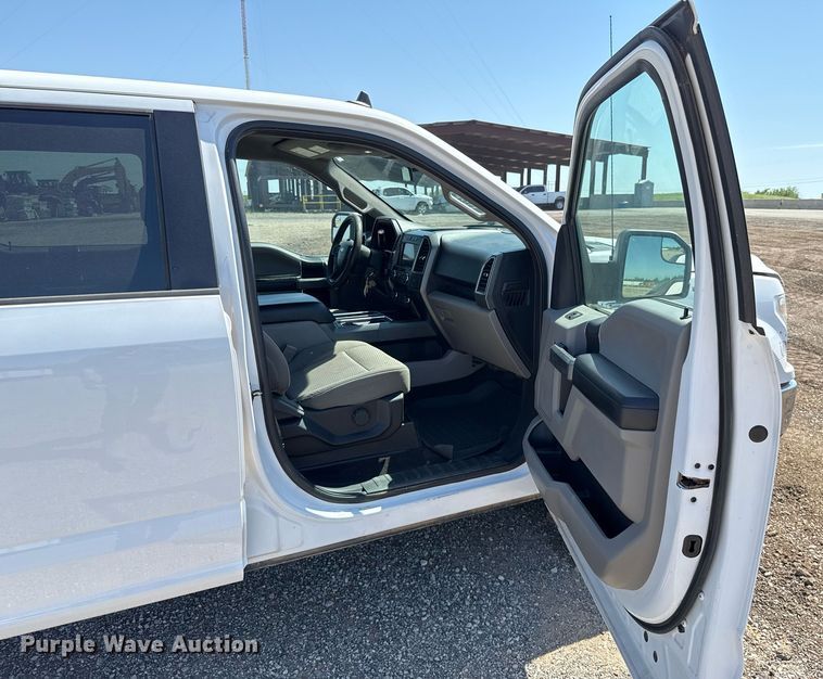 image for item EJ8814 2020 Ford F150 XLT SuperCrew pickup truck