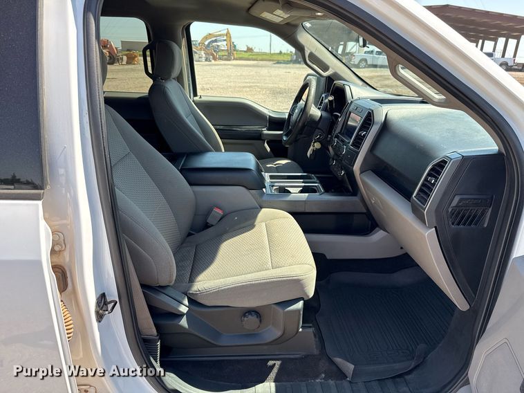 image for item EJ8814 2020 Ford F150 XLT SuperCrew pickup truck