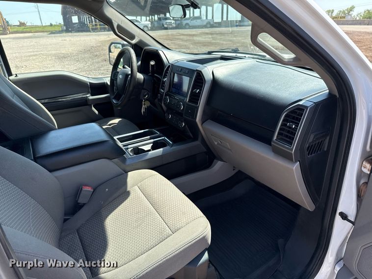 image for item EJ8814 2020 Ford F150 XLT SuperCrew pickup truck