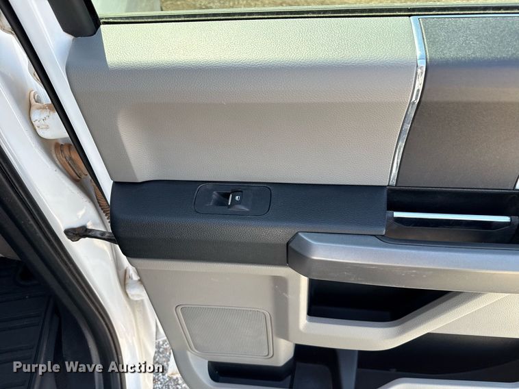 image for item EJ8814 2020 Ford F150 XLT SuperCrew pickup truck