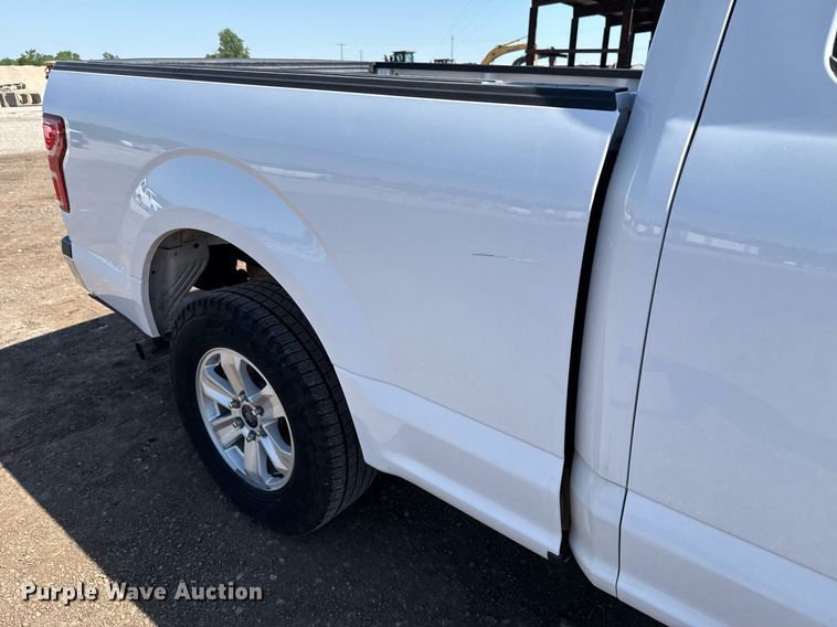 image for item EJ8815 2018 Ford F150 XL SuperCab pickup truck