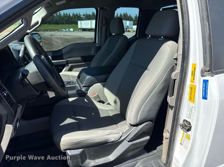 image for item EJ8815 2018 Ford F150 XL SuperCab pickup truck