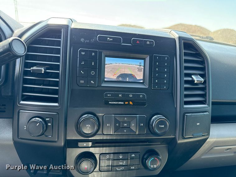 image for item EJ8815 2018 Ford F150 XL SuperCab pickup truck