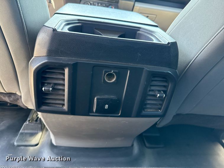 image for item EJ8815 2018 Ford F150 XL SuperCab pickup truck