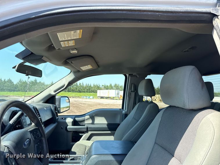 image for item EJ8816 2020 Ford F150 XL SuperCab pickup truck