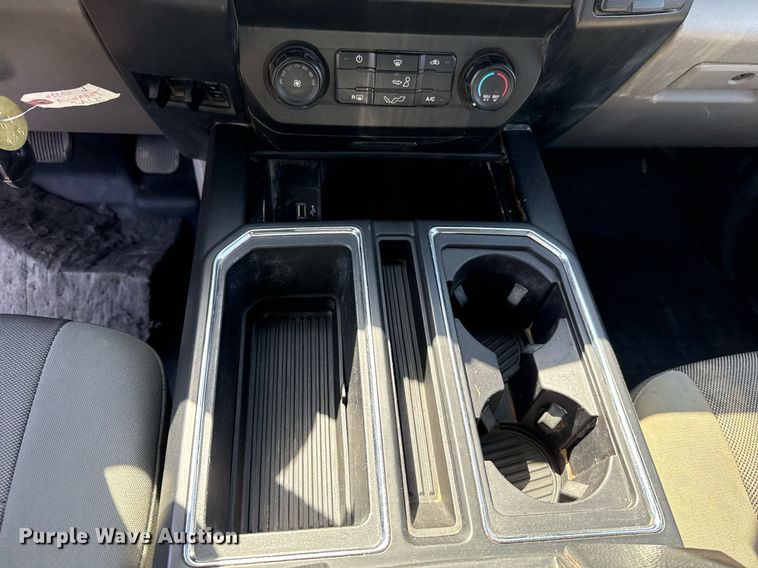 image for item EJ8816 2020 Ford F150 XL SuperCab pickup truck