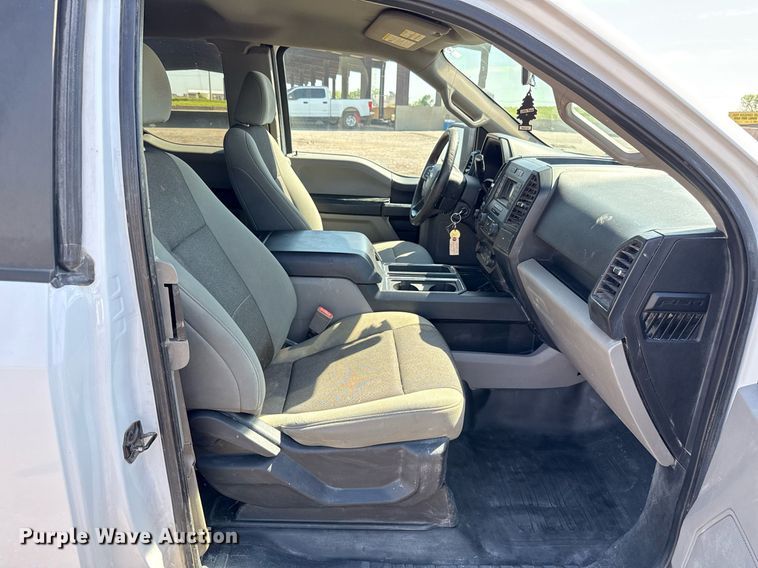 image for item EJ8816 2020 Ford F150 XL SuperCab pickup truck