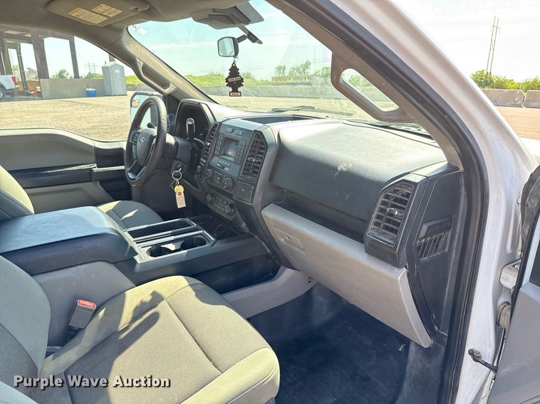 image for item EJ8816 2020 Ford F150 XL SuperCab pickup truck