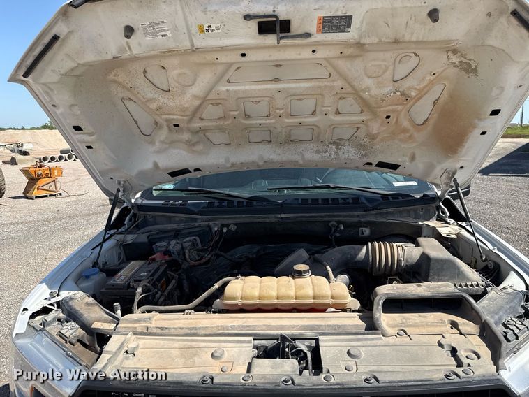 image for item EJ8816 2020 Ford F150 XL SuperCab pickup truck