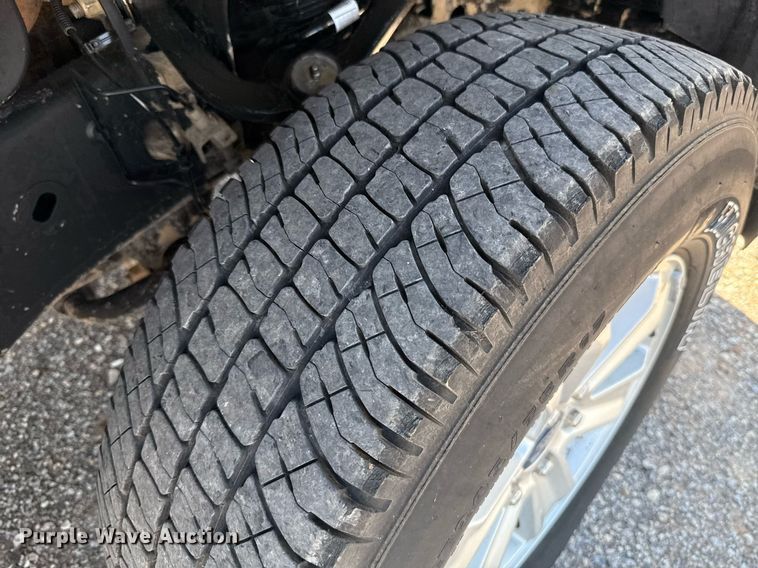 image for item EJ8816 2020 Ford F150 XL SuperCab pickup truck