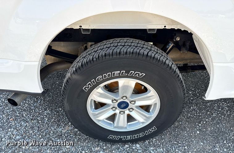 image for item EJ8816 2020 Ford F150 XL SuperCab pickup truck