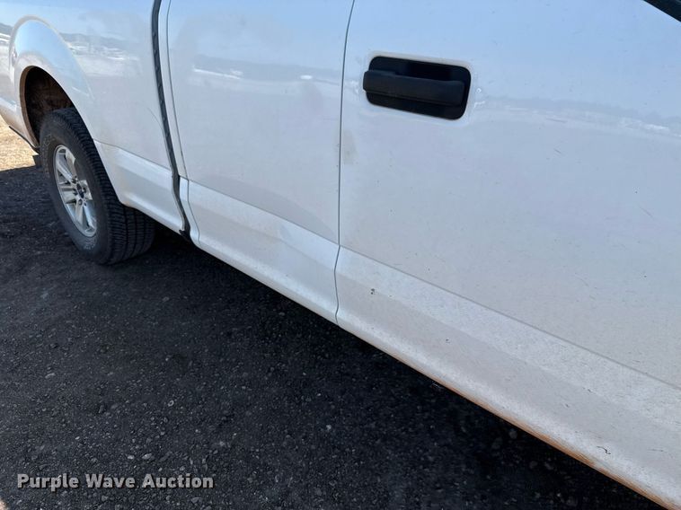 image for item EJ8817 2018 Ford F150 SuperCab pickup truck