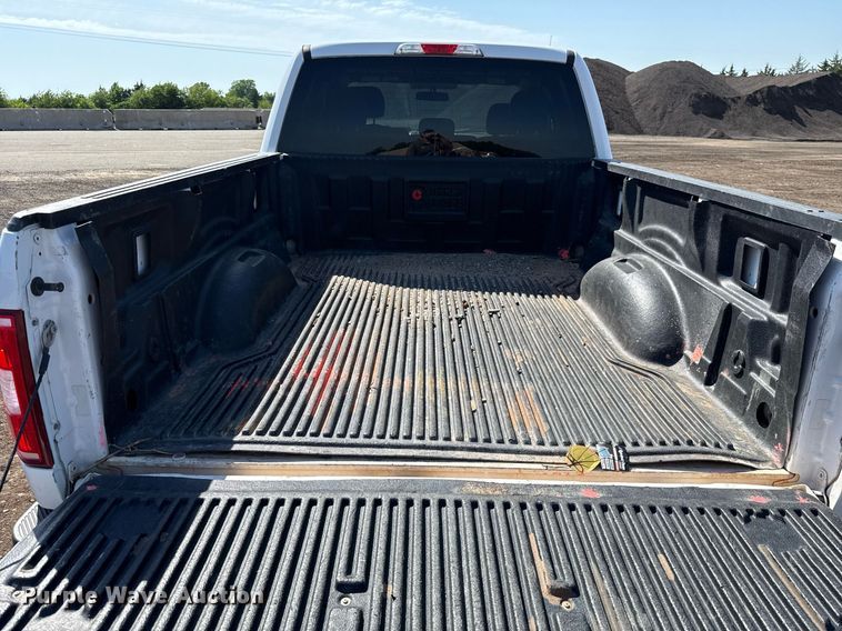 image for item EJ8817 2018 Ford F150 SuperCab pickup truck