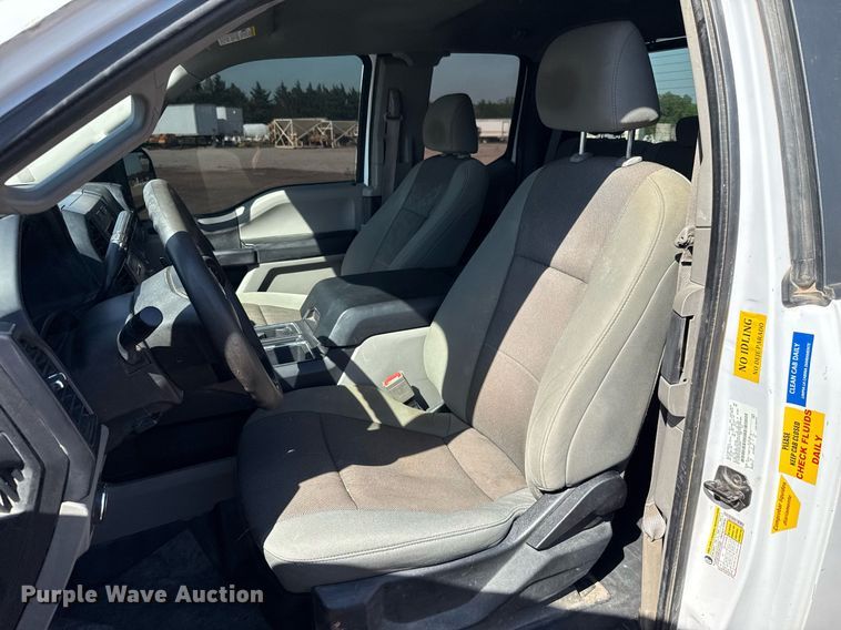 image for item EJ8817 2018 Ford F150 SuperCab pickup truck