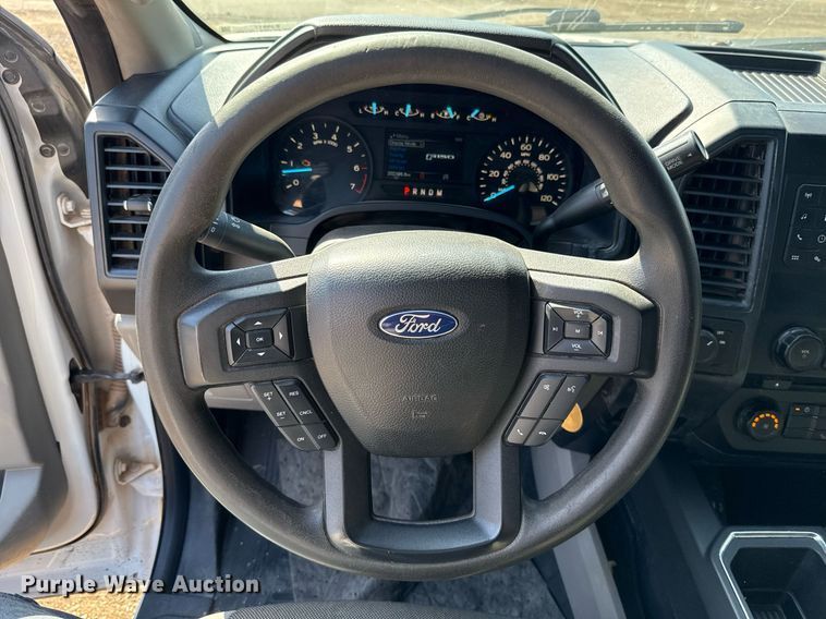 image for item EJ8817 2018 Ford F150 SuperCab pickup truck