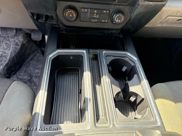 image for item EJ8817 2018 Ford F150 SuperCab pickup truck