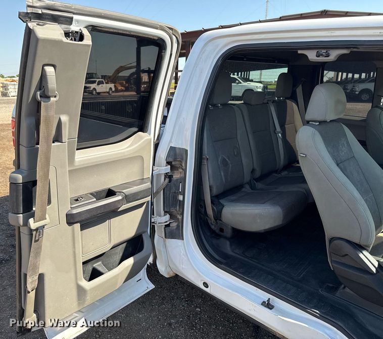 image for item EJ8817 2018 Ford F150 SuperCab pickup truck