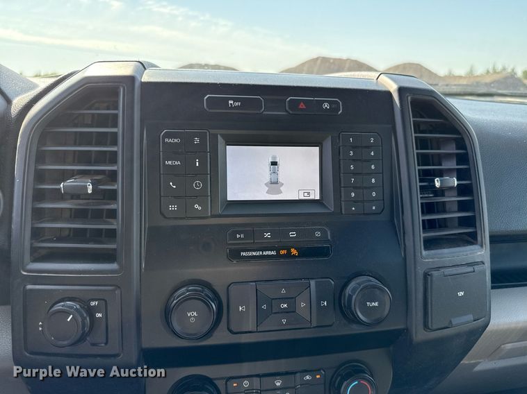 image for item EJ8818 2020 Ford F150 SuperCab pickup truck