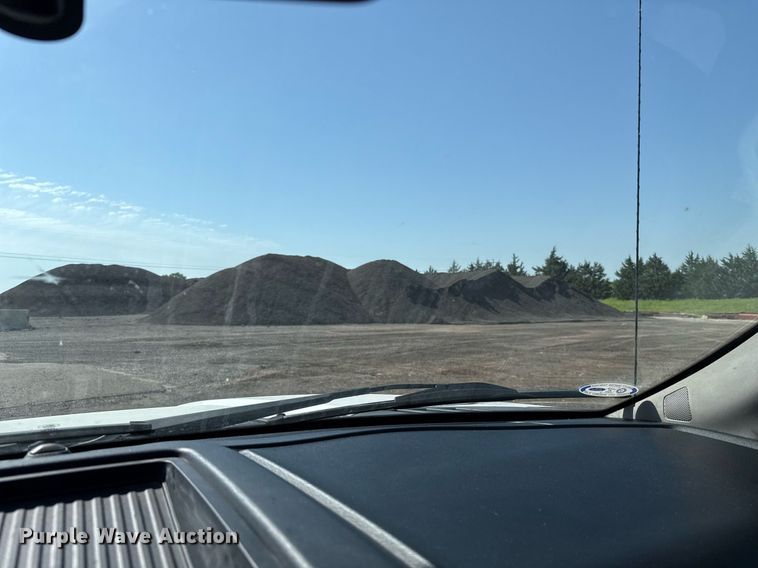 image for item EJ8818 2020 Ford F150 SuperCab pickup truck