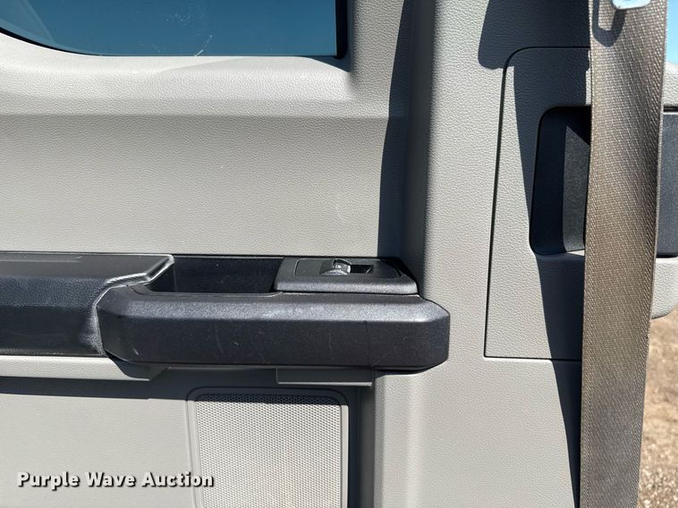 image for item EJ8818 2020 Ford F150 SuperCab pickup truck