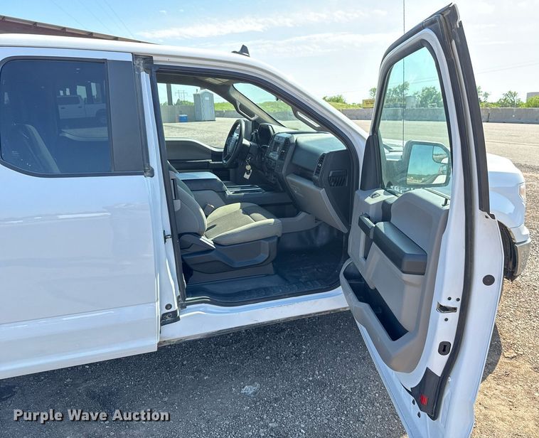 image for item EJ8818 2020 Ford F150 SuperCab pickup truck