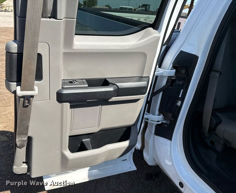 image for item EJ8818 2020 Ford F150 SuperCab pickup truck