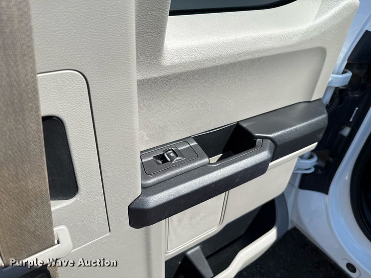 image for item EJ8818 2020 Ford F150 SuperCab pickup truck