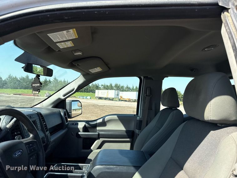 image for item EJ8819 2018 Ford F150 SuperCab pickup truck