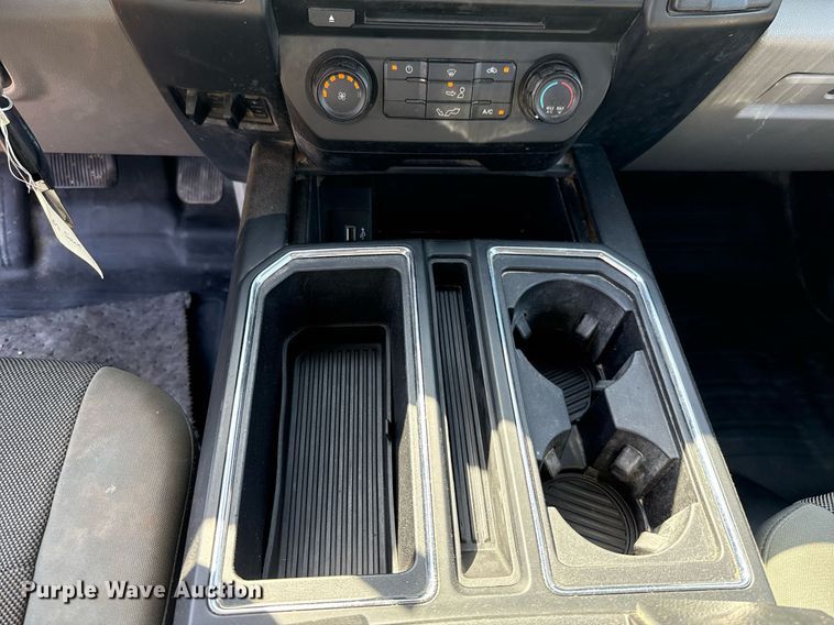 image for item EJ8819 2018 Ford F150 SuperCab pickup truck