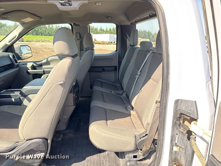 image for item EJ8819 2018 Ford F150 SuperCab pickup truck