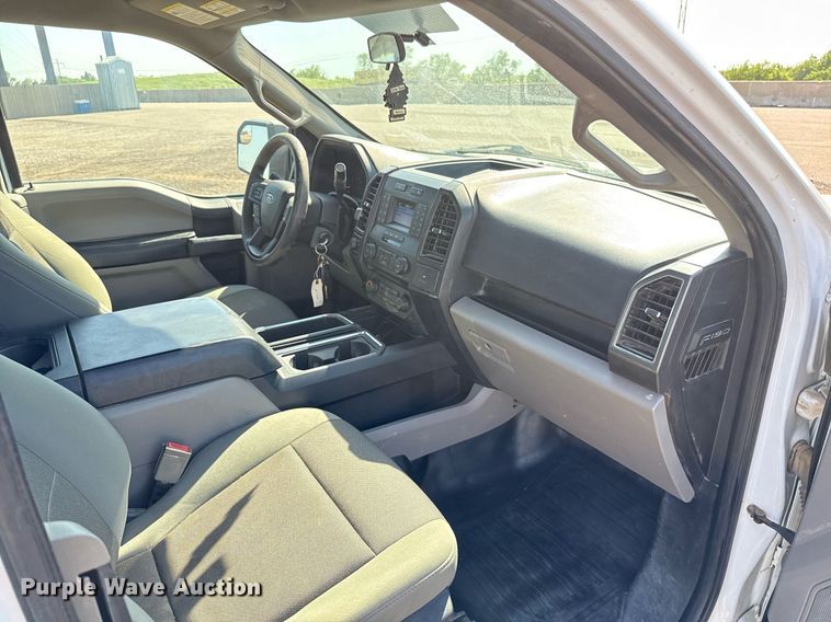 image for item EJ8819 2018 Ford F150 SuperCab pickup truck