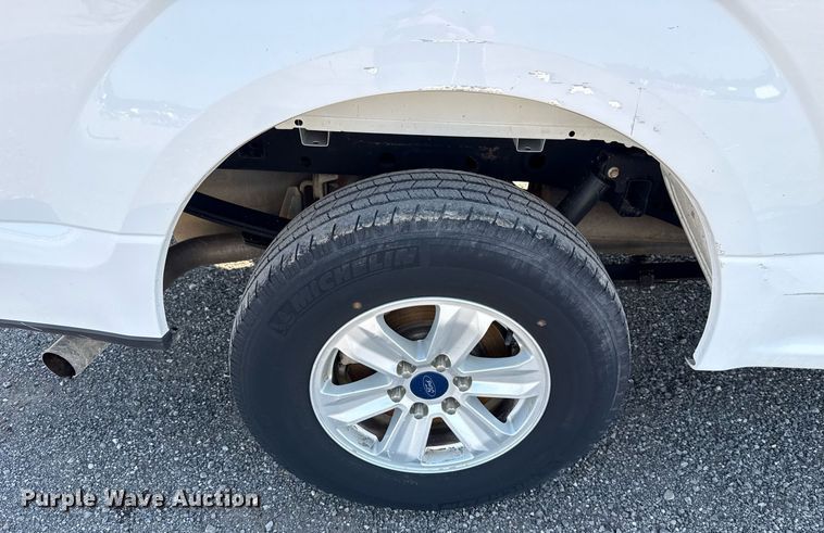 image for item EJ8819 2018 Ford F150 SuperCab pickup truck