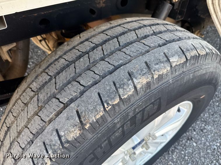 image for item EJ8819 2018 Ford F150 SuperCab pickup truck