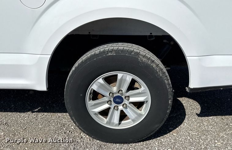 image for item EJ8819 2018 Ford F150 SuperCab pickup truck