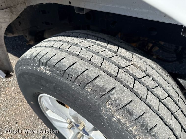 image for item EJ8819 2018 Ford F150 SuperCab pickup truck