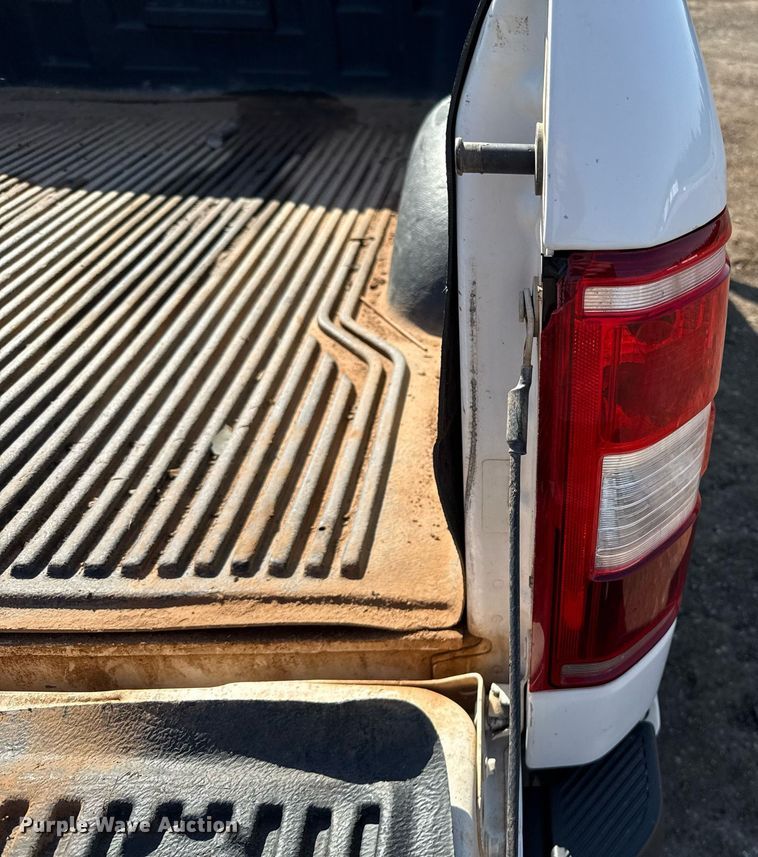 image for item EJ8820 2018 Ford F150 SuperCab pickup truck